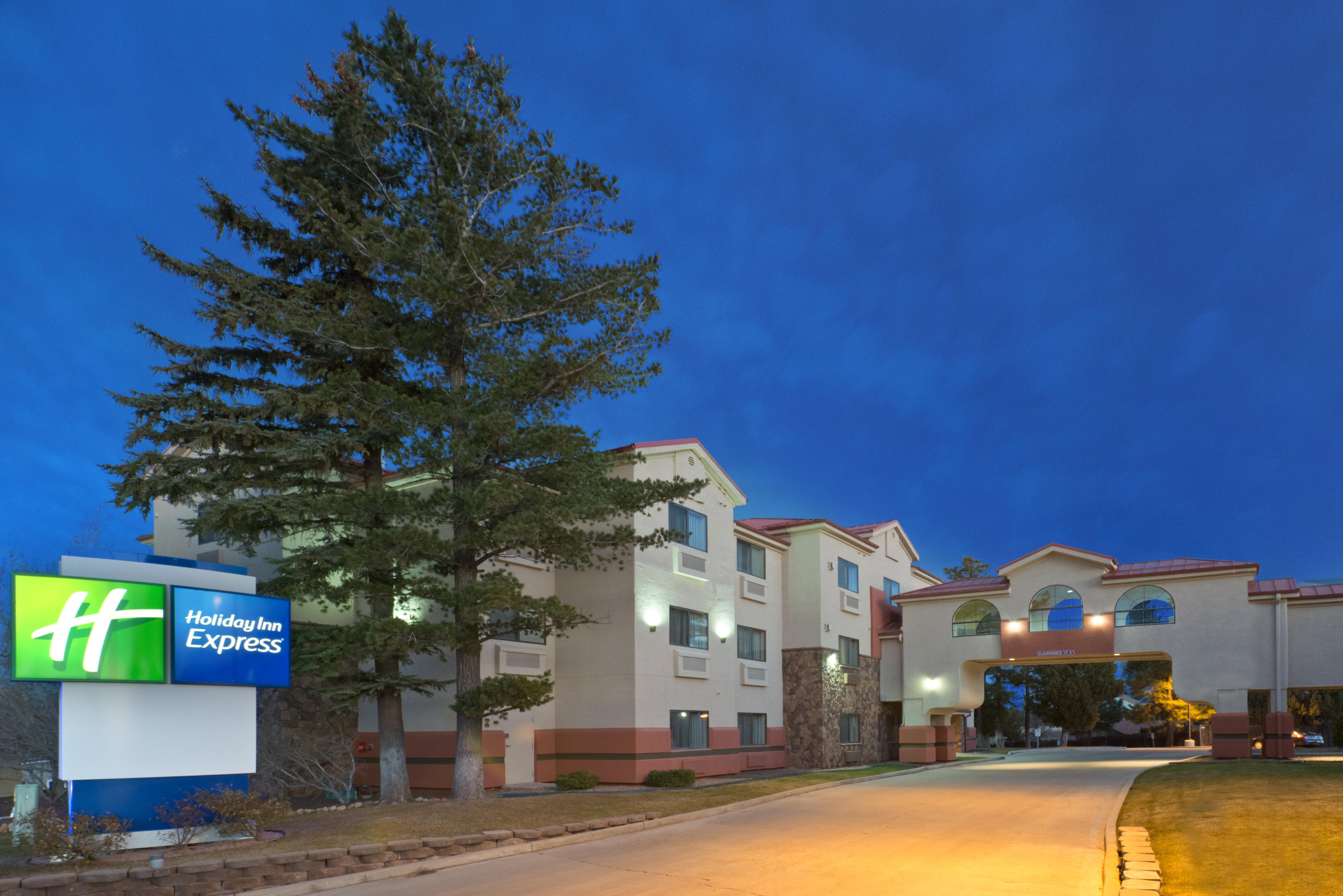 Holiday Inn Express Show Low, An Ihg Hotel Exterior photo